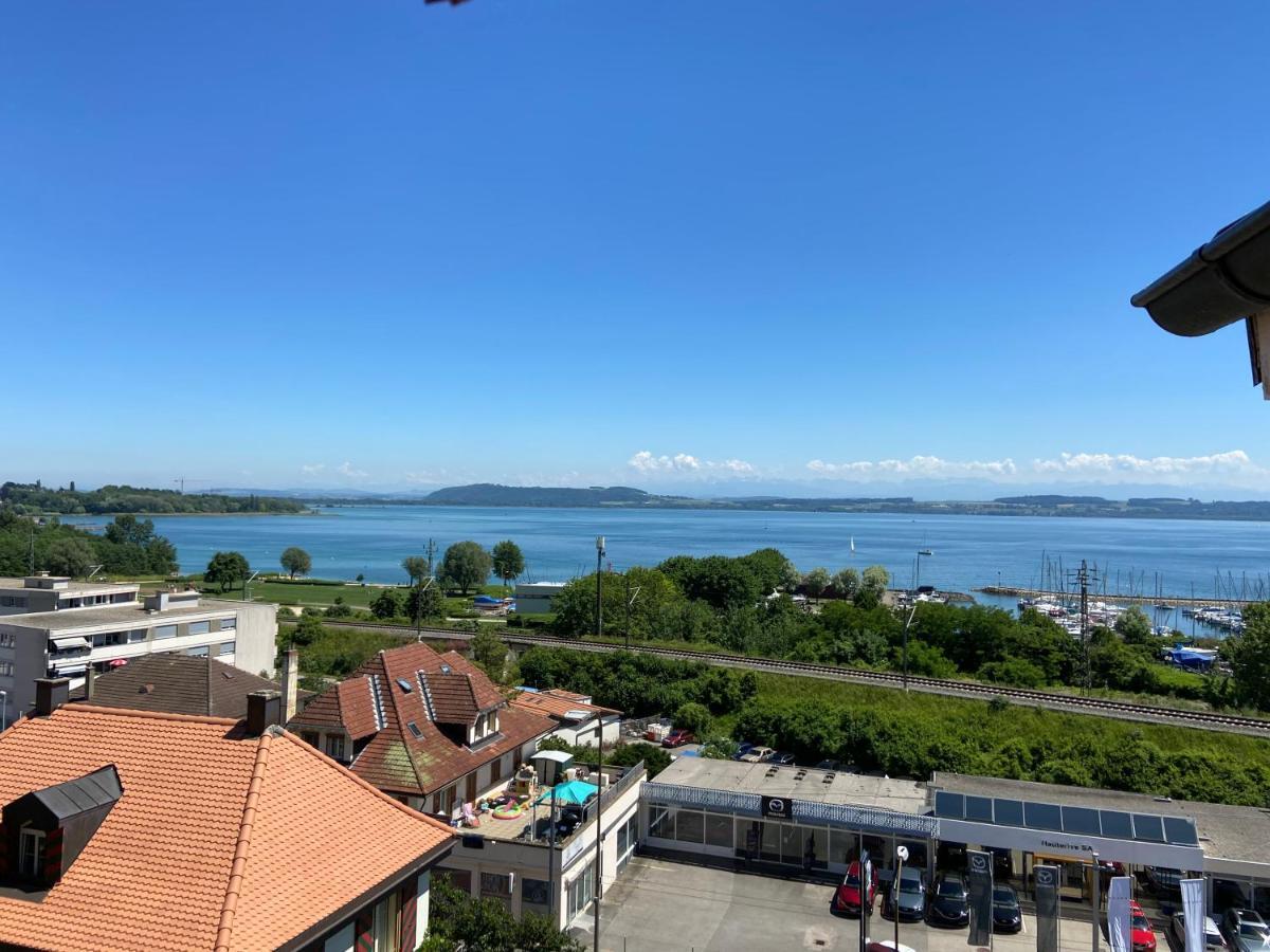 La Maison Bleue A 2 Pas Du Lac Du Neuchatel Hotel Hauterive  Ngoại thất bức ảnh