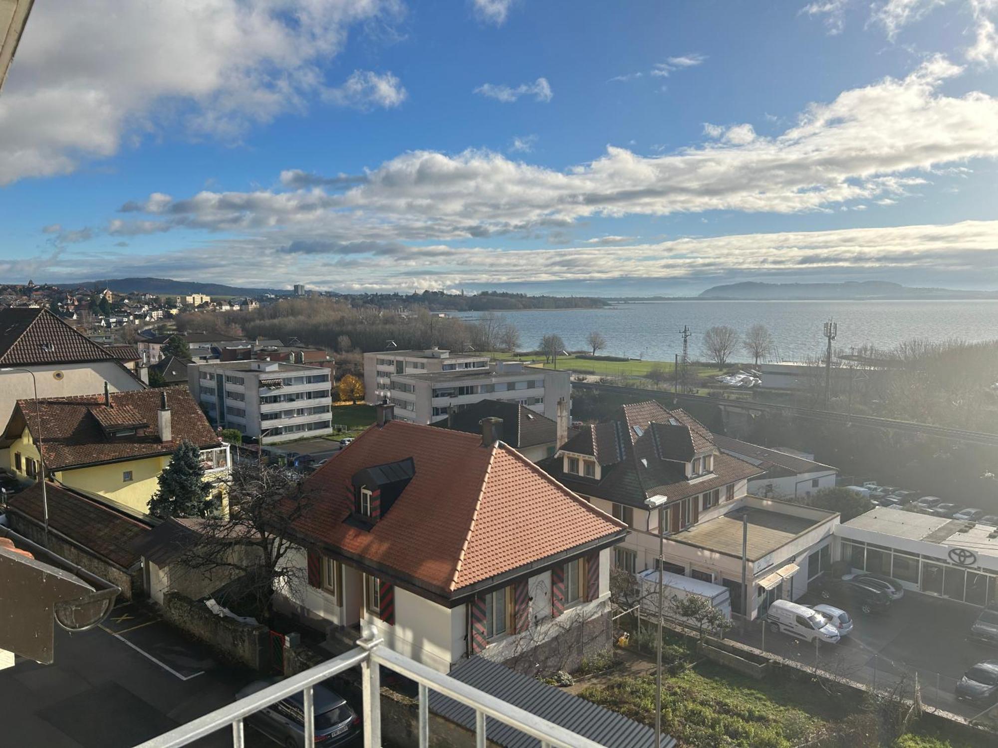 La Maison Bleue A 2 Pas Du Lac Du Neuchatel Hotel Hauterive  Ngoại thất bức ảnh